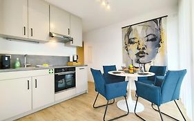 Bright Apartment Fuer Bis Zu 5 Erlangen